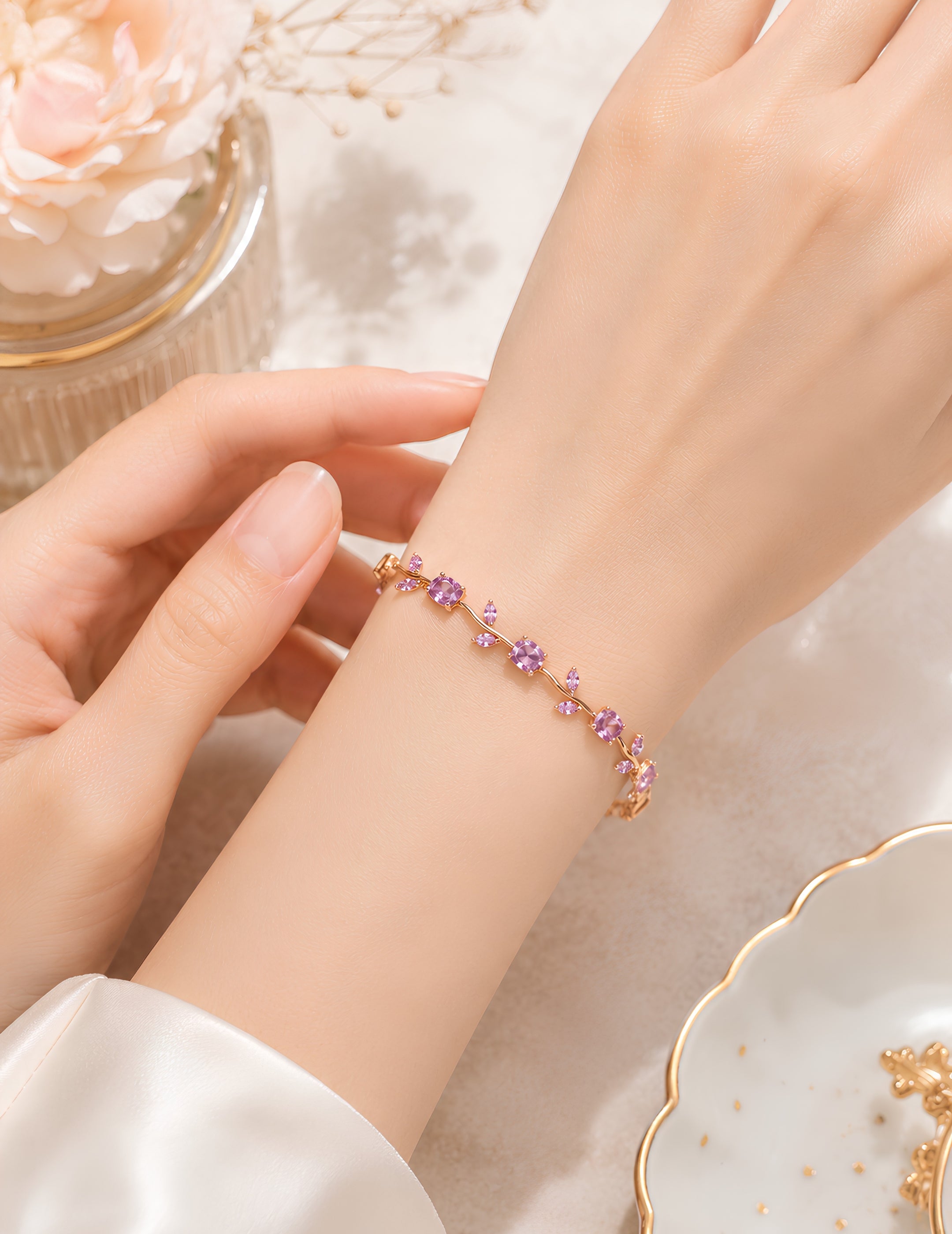 Blush Tulip Bracelet for women - Lavender